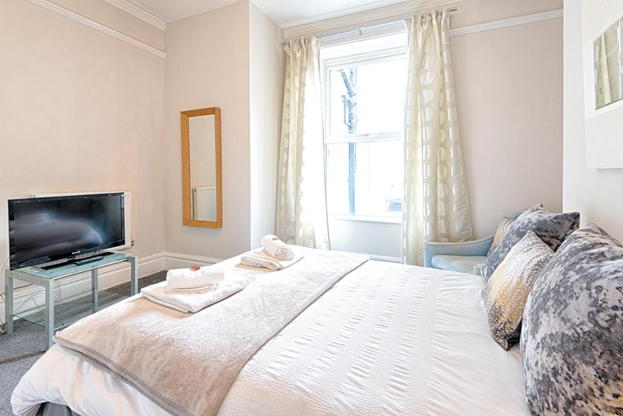 Willows-Cardiff Guest House Екстериор снимка